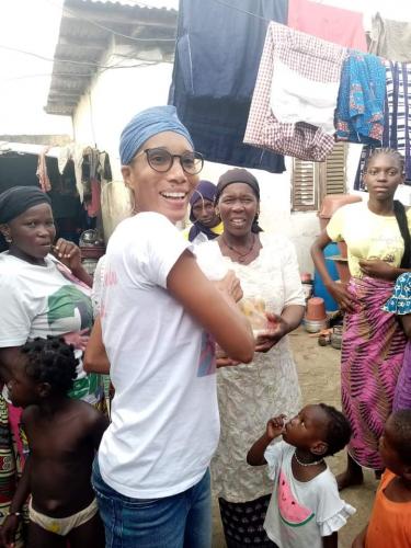 INTERVIEW / Mademoiselle Doumbia Niana Fanta PrÃ©sidente -fondatrice de lâ€™ONG â€˜â€™les amis de FNDâ€™â€™ : Â« Je suis animÃ©e par la volontÃ© et le souci de donner de lâ€™espoir aux personnes dÃ©munies Â»